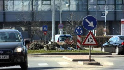 Circulaţie deviată în zona localităţii Vladimirescu