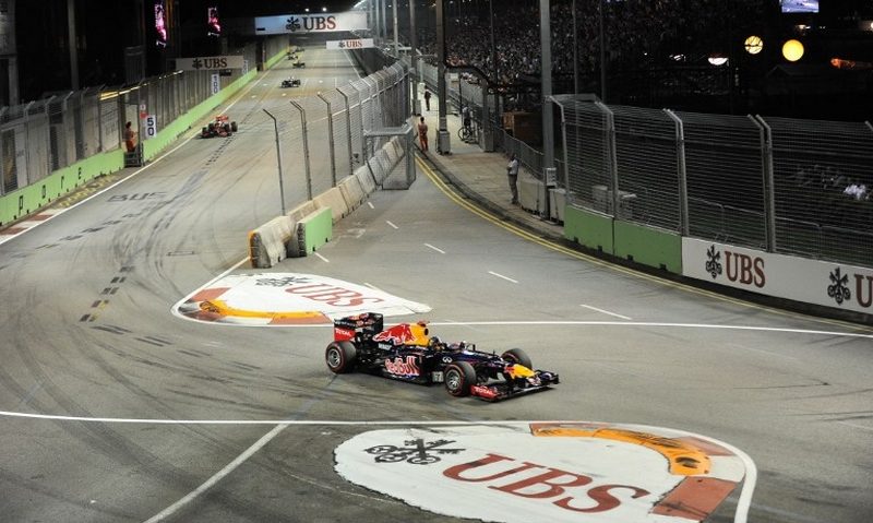 Trei piloţi au reuşit să câştige, până acum, Marele Premiu de Formula 1 din Singapore: Alonso, Hamilton şi Vettel Trei piloţi au reuşit să câştige, până acum, Marele Premiu de Formula 1 din Singapore: Alonso, Hamilton şi Vettel
