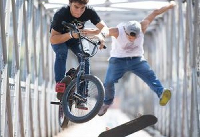 Cultură urbană sportivă la Hunedoara Cultură urbană sportivă la Hunedoara