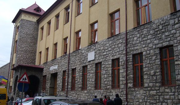 [AUDIO] Fără secţie de limba maghiară la Liceul Teoretic „Diaconovici-Tietz” din Reşiţa