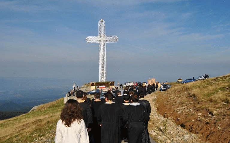 În pelerinaj pe Muntele Mic În pelerinaj pe Muntele Mic
