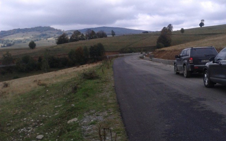 Drumul Văliug – Slatina Timiş este aproape gata Drumul Văliug – Slatina Timiş este aproape gata