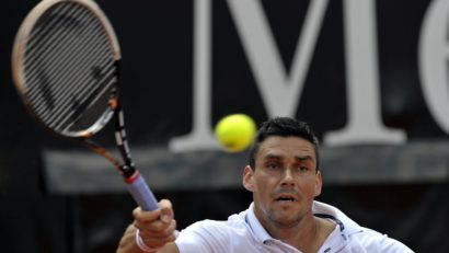 Victor Hănescu a fost eliminat în primul tur al turneului de la Tokyo