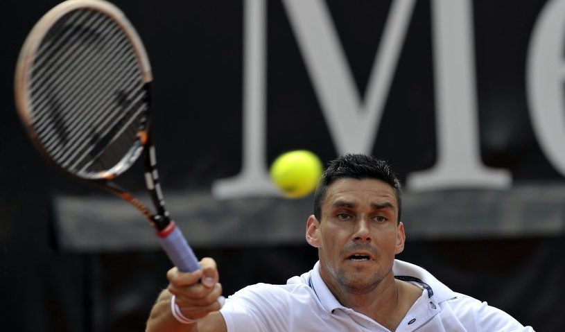 Victor Hănescu a fost eliminat în primul tur al turneului de la Tokyo Victor Hănescu a fost eliminat în primul tur al turneului de la Tokyo