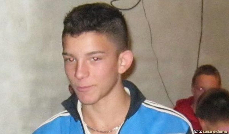 [UPDATE] [AUDIO] Doi pugilişti de la CSM Reşiţa, Marian Ruţă şi Ionuţ Socareva sunt campioni naţionali de juniori