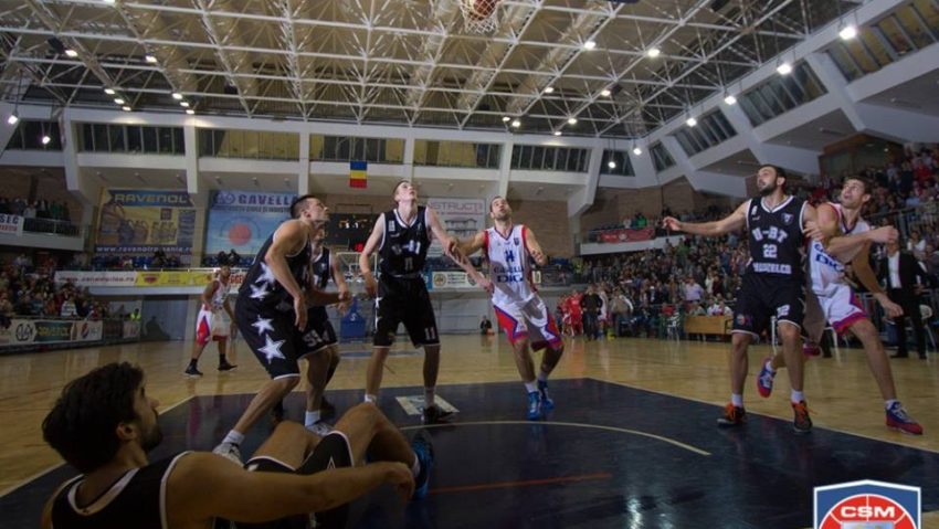 Municipal Oradea a câştigat primul meci din noul sezon al Ligii Naţionale de baschet masculin Municipal Oradea a câştigat primul meci din noul sezon al Ligii Naţionale de baschet masculin