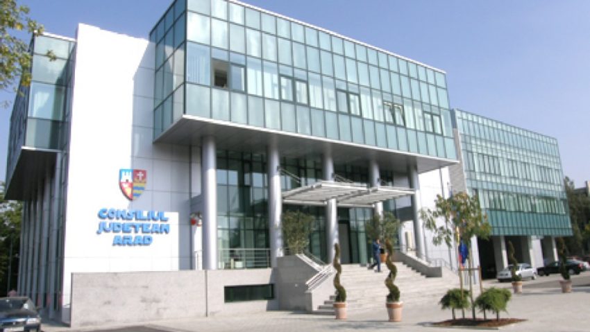 Şedinţă la Consiliul Judeţean Arad Şedinţă la Consiliul Judeţean Arad