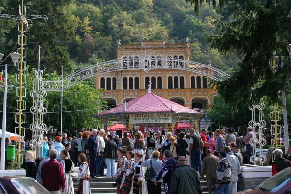 [FOTO] [UPDATE] Sfârşit de săptămână plin de evenimente în staţiunea Băile Herculane
