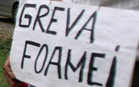 [AUDIO] [UPDATE] Zeci de ucraineni din Târnova sunt în greva foamei, acuzând că sunt discriminaţi