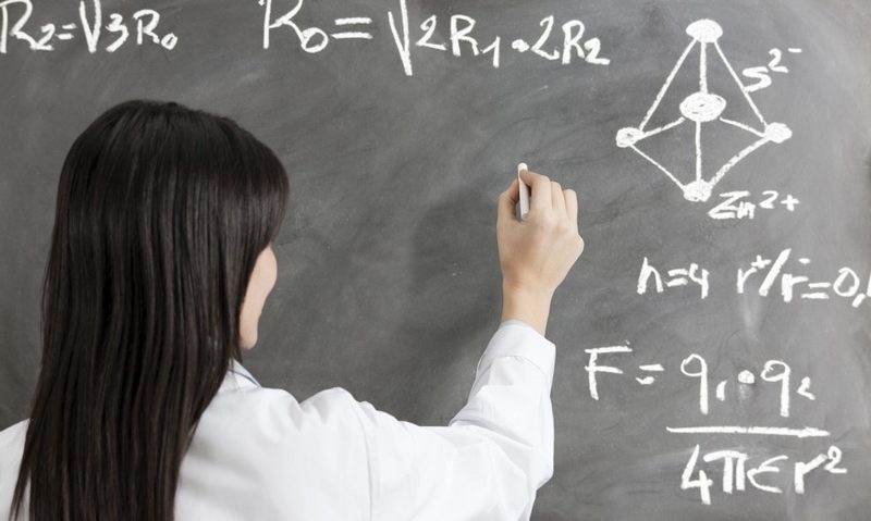 Mulţi absenţi şi retraşi la examenul de definitivat Mulţi absenţi şi retraşi la examenul de definitivat