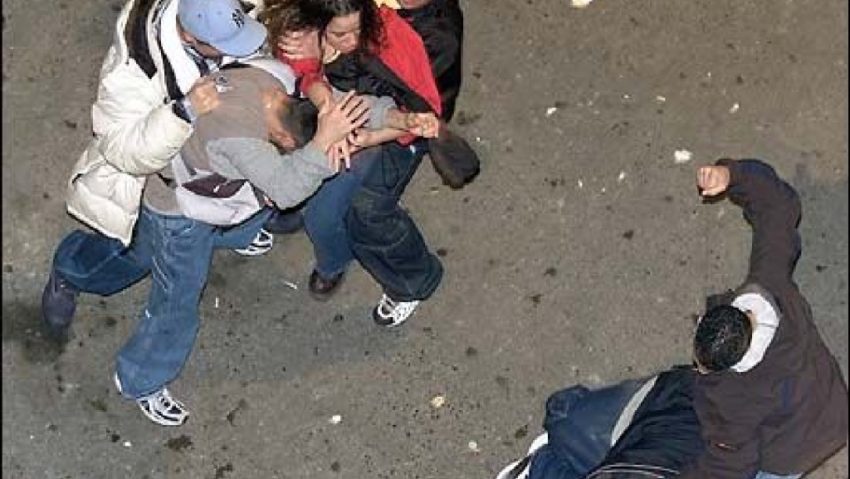 În Caraş-Severin scade numărul infracţiunilor stradale cu violenţă În Caraş-Severin scade numărul infracţiunilor stradale cu violenţă