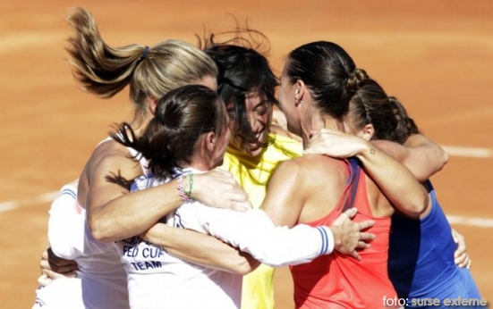 Italia a învins Rusia în finala competiţiei feminine de tenis Fed Cup Italia a învins Rusia în finala competiţiei feminine de tenis Fed Cup