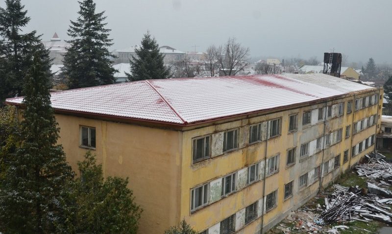 Internatul şcolar din Caransebeş a fost modernizat Internatul şcolar din Caransebeş a fost modernizat