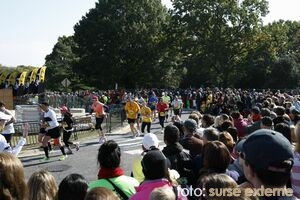 Kenyenii Geoffrey Mutai şi Priscah Jeptoo s-au impus la maratonul de la New York