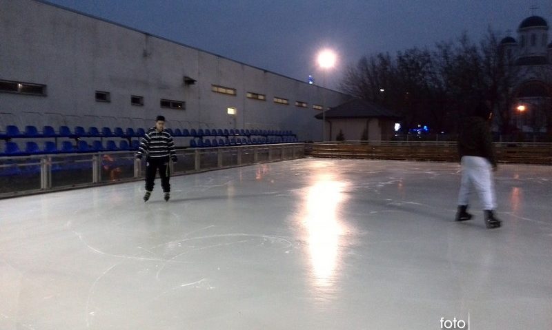 [AUDIO] Avem patinoar natural, deschis şi practicabil