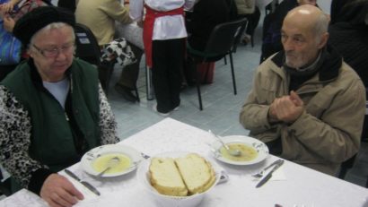 Trei centre de asistenţă socială pentru vârstnicii din Reşiţa