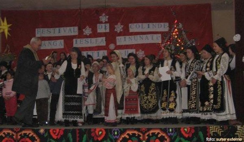 [AUDIO] Festival-concurs de colinde “Lângă ieslea minunată”
