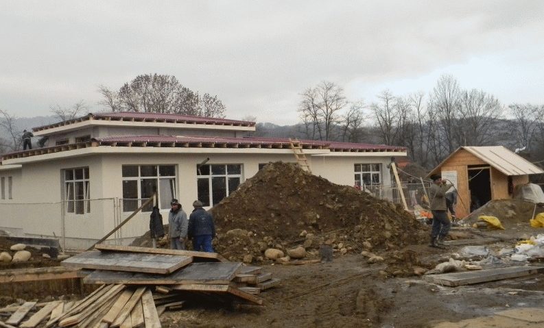 Investiţii de peste 300.000 de lei în învăţământul din comuna Zăvoi Investiţii de peste 300.000 de lei în învăţământul din comuna Zăvoi