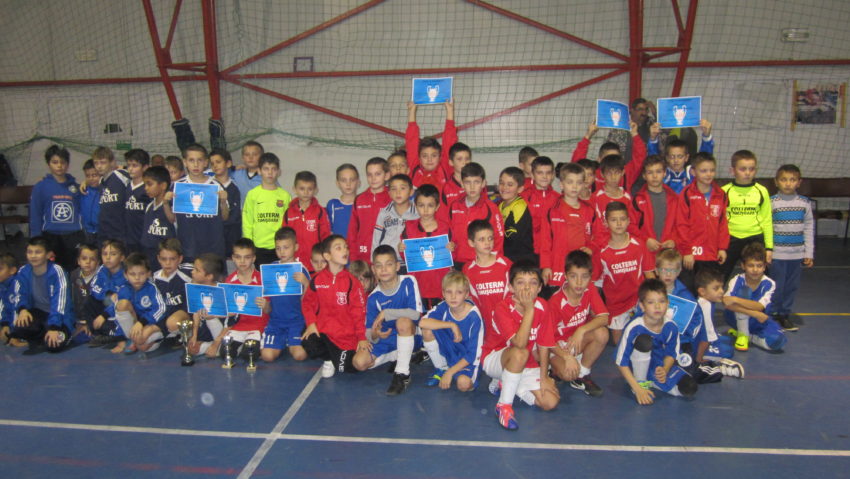 Cupa „1 Decembrie 2013” la minifotbal – prima ediţie Cupa „1 Decembrie 2013” la minifotbal – prima ediţie