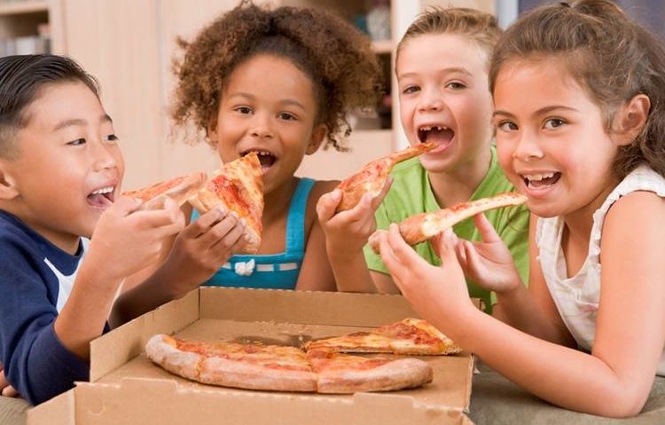 Fără cafea şi pizza în şcolile din Timişoara Fără cafea şi pizza în şcolile din Timişoara