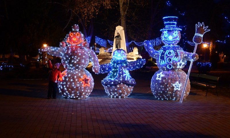 Caransebeşul îmbracă astăzi haine de sărbătoare Caransebeşul îmbracă astăzi haine de sărbătoare