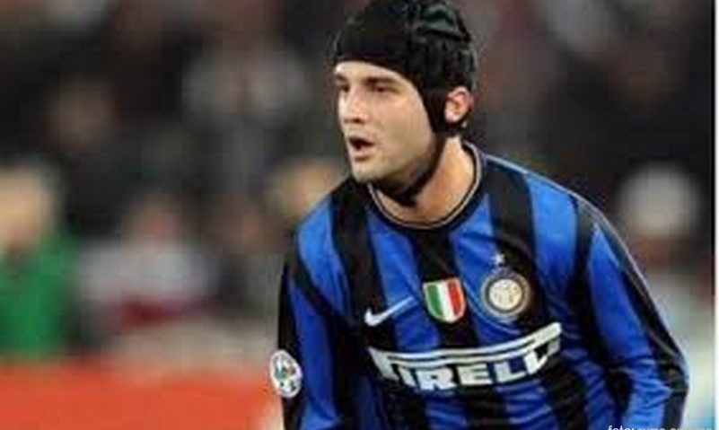 Reșițeanul Cristian Chivu se retrage din activitatea de fotbalist profesionist Reșițeanul Cristian Chivu se retrage din activitatea de fotbalist profesionist