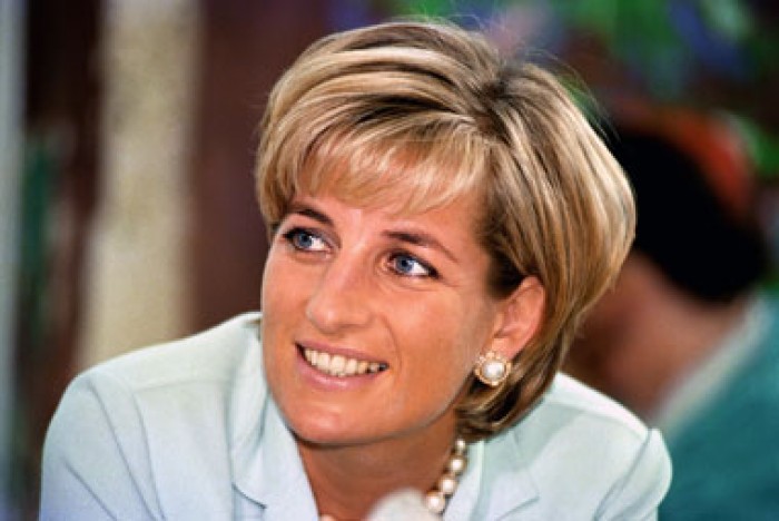 Noi informaţii despre moartea prinţesei Diana Noi informaţii despre moartea prinţesei Diana