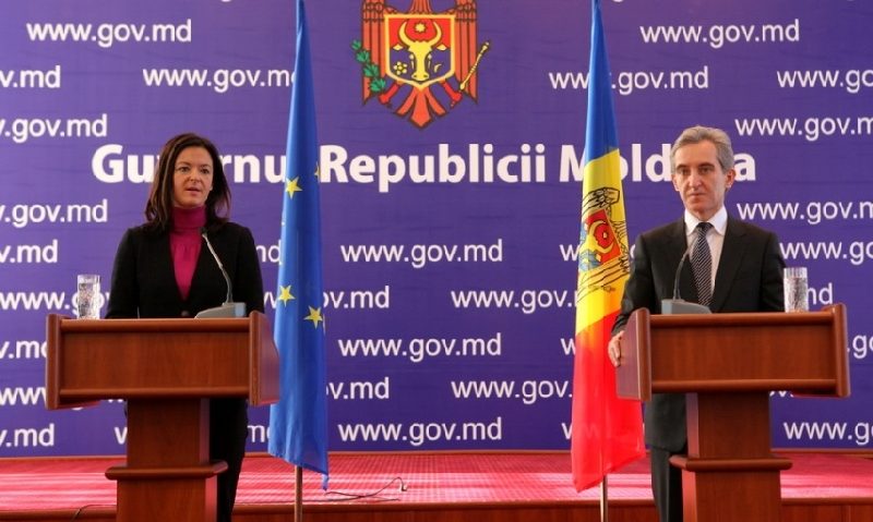 Regimul de vize pentru cetăţenii moldoveni ar putea fi abolit luna iulie a anului 2014 Regimul de vize pentru cetăţenii moldoveni ar putea fi abolit luna iulie a anului 2014