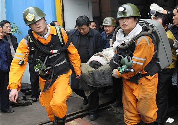 Mai mult de 1.000 de morţi, în 2013, în minele din China Mai mult de 1.000 de morţi, în 2013, în minele din China