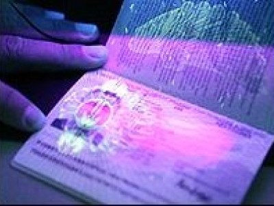 Cetăţeni sirieni cu documente româneşti false Cetăţeni sirieni cu documente româneşti false