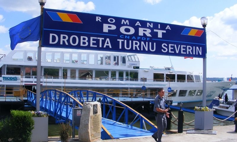 Portul Drobeta Turnu Severin ar putea fi administrat de Primărie Portul Drobeta Turnu Severin ar putea fi administrat de Primărie