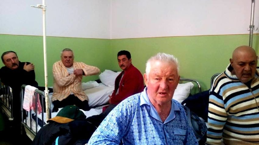 Împart acelaşi pat…fără voia lor Împart acelaşi pat…fără voia lor