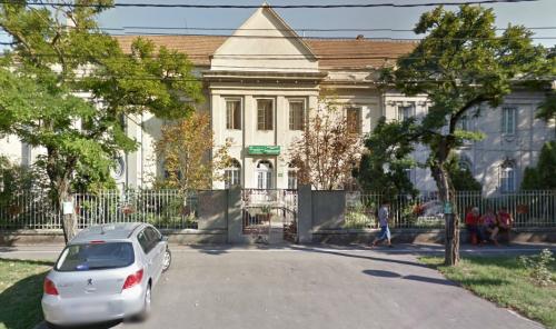 Clinica de Balneofizioterapie din Timişoara la un pas de evacuare Clinica de Balneofizioterapie din Timişoara la un pas de evacuare