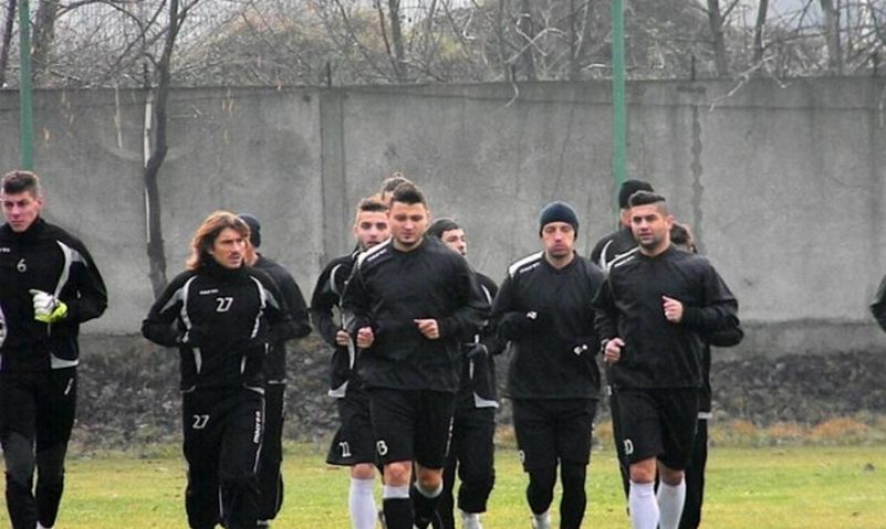 ACS Poli Timișoara a pierdut cu Slavia Sofia. Alte rezultate ale echipelor românești în stagiile de pregătire ACS Poli Timișoara a pierdut cu Slavia Sofia. Alte rezultate ale echipelor românești în stagiile de pregătire
