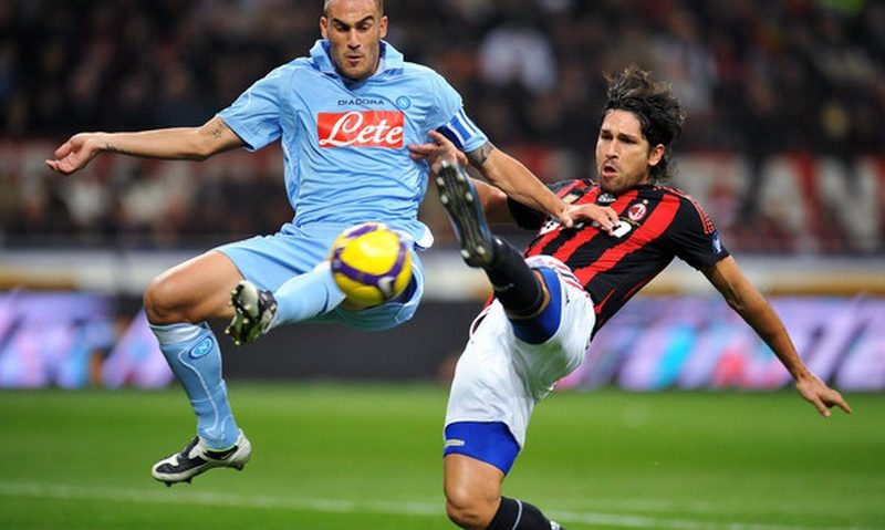 Napoli a învins pe AC Milan ca pe vremea când juca Maradona Napoli a învins pe AC Milan ca pe vremea când juca Maradona