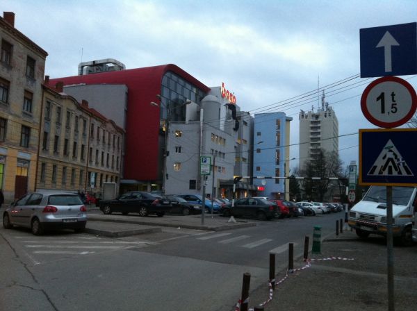 O nouă parcare în centrul oraşului Timişoara O nouă parcare în centrul oraşului Timişoara
