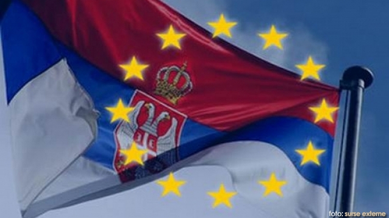 Jumătate dintre cetăţenii Serbiei sprijină aderarea la UE
