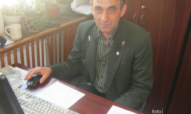 Arbori de esenţă rară plantaţi în campania de reîmpăduriri din Caraş-Severin Arbori de esenţă rară plantaţi în campania de reîmpăduriri din Caraş-Severin