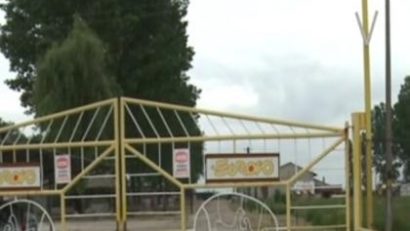 Fermele româneşti sunt distruse de importuri!