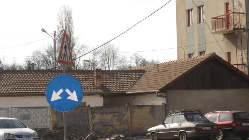 Indicatoare ca la Viena, în viitorul apropiat la Caransebeş Indicatoare ca la Viena, în viitorul apropiat la Caransebeş