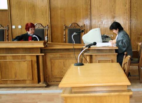 Judecătoria Ineu funcţionează la jumătate din capacitate Judecătoria Ineu funcţionează la jumătate din capacitate