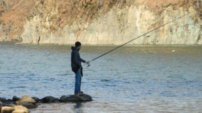 Pescuitul la munte, la Romsilva se plăteşte