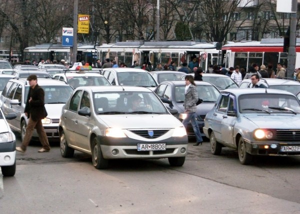 Dezbatere pe soluţii antizgomot, la Arad Dezbatere pe soluţii antizgomot, la Arad