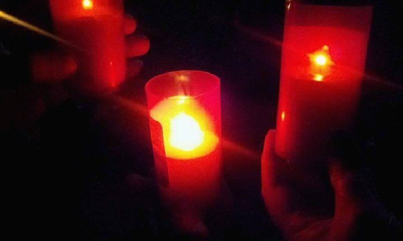 Reşiţenii merg la slujba de Înviere Reşiţenii merg la slujba de Înviere