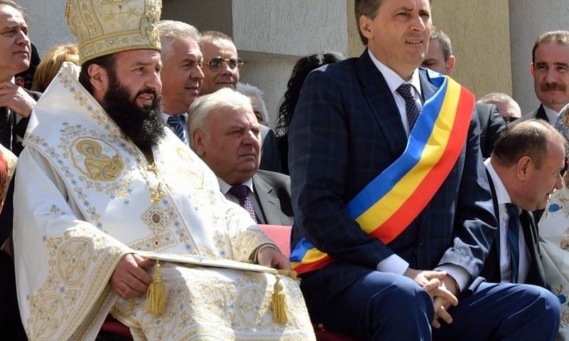Episcopia Caransebeşului a donat clădirea Bibliotecii Mihail Halici Episcopia Caransebeşului a donat clădirea Bibliotecii Mihail Halici