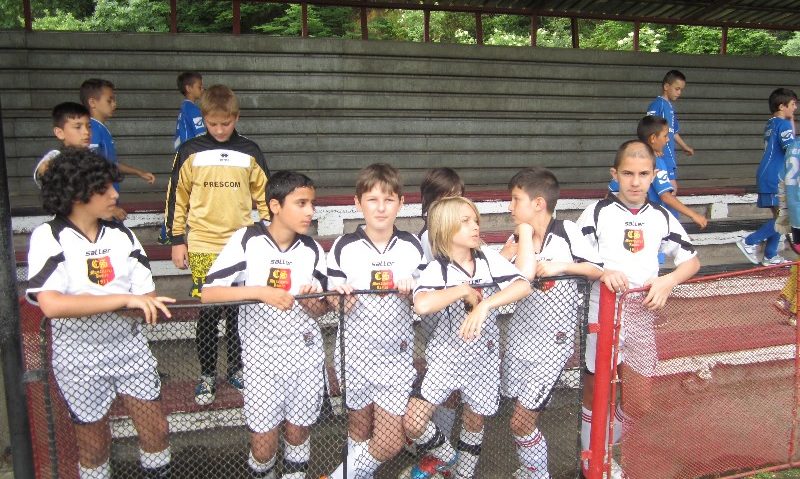 Cupa “Hagi Danone” la fotbal, faza pe județul Caraș-Severin Cupa “Hagi Danone” la fotbal, faza pe județul Caraș-Severin