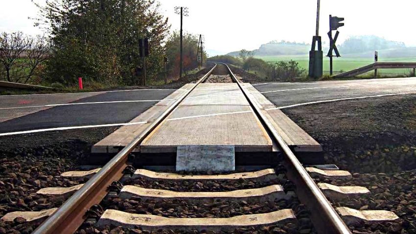 Bariere noi la trecerile la nivel cu o cale ferată Bariere noi la trecerile la nivel cu o cale ferată