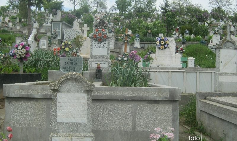 Un cimitir neautorizat schimbă traseul autostrăzii Lugoj – Deva Un cimitir neautorizat schimbă traseul autostrăzii Lugoj – Deva