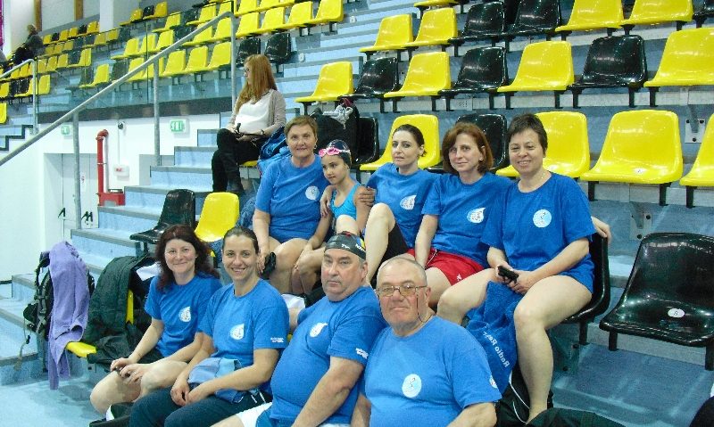 Înotătorii de la clubul Reşiţa 07 au urcat de 27 de ori pe podium la Braşov Înotătorii de la clubul Reşiţa 07 au urcat de 27 de ori pe podium la Braşov
