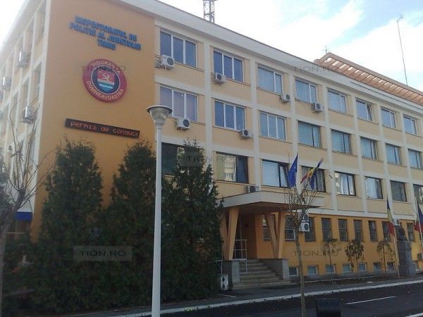 Ianăş Roşeţi se află în continuare în arestul IPJ Timiş Ianăş Roşeţi se află în continuare în arestul IPJ Timiş